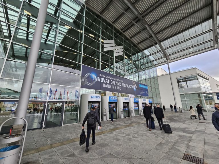 Material & production monitoring: 100% traceability